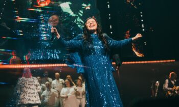 Kolmatta kertaa Nokia Arenan täyttävä gospelmusiikin juhla Glow Festival tuo lavalle palan New Yorkia – artistikattaus nyt julkaistu